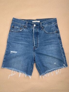 Levi’s Premium Ribcage Cutoff Shorts Women’s 28 High Rise Distressed Raw Hem